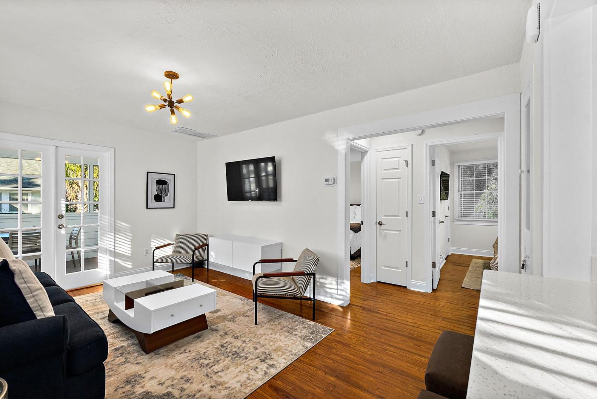 Private Uptown Flat - Walk To Nights Of Lights! Apartment St. Augustine Exterior photo