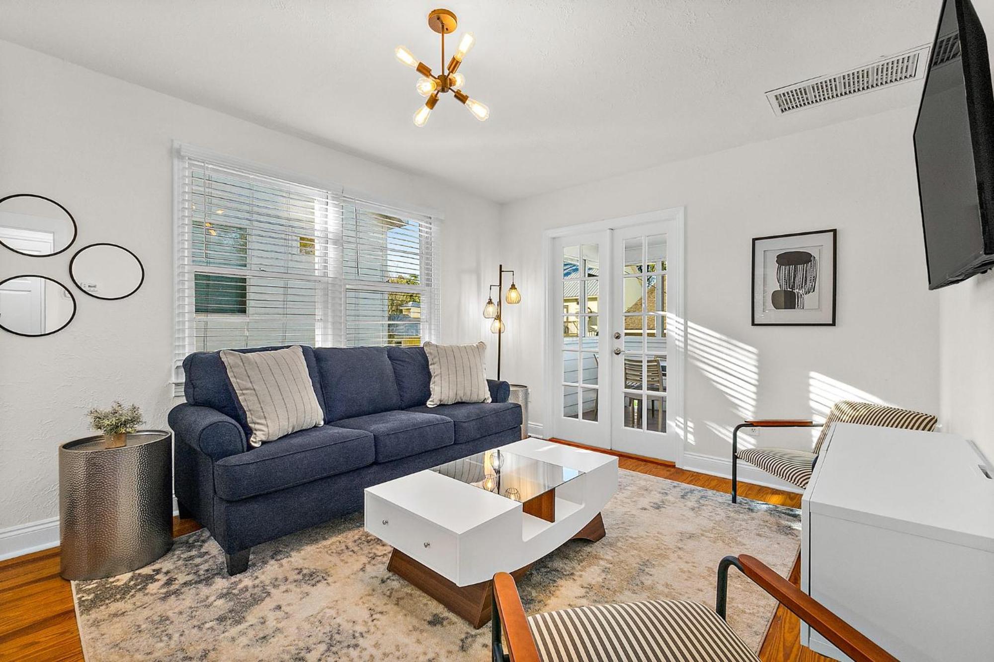 Private Uptown Flat - Walk To Nights Of Lights! Apartment St. Augustine Exterior photo
